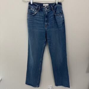 Abercrombie & Fitch Women 90s Relaxed Jean High Rise Size 30/ 10 Long Denim Blue